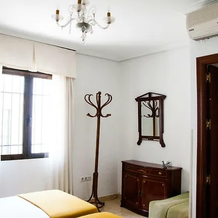 La Libreria De Viana * قرطبة